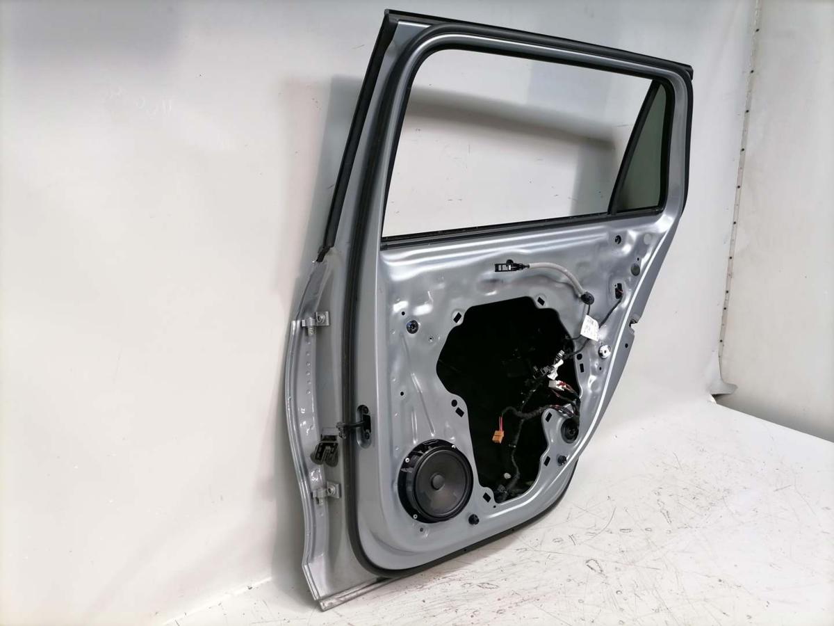 VW Passat B9 original Tür hinten rechts LM7P Oyster Silver Kombi Variant Rohbau Bj.2024